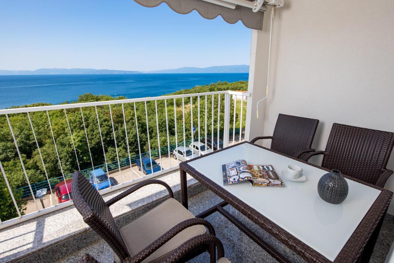 Apartment Kvarner View كوسترينا المظهر الخارجي الصورة