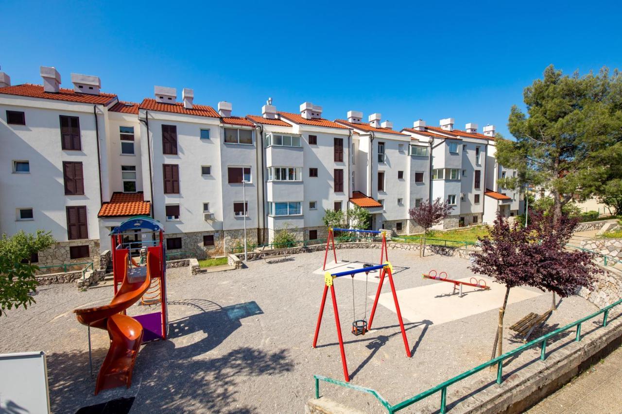 Apartment Kvarner View كوسترينا المظهر الخارجي الصورة