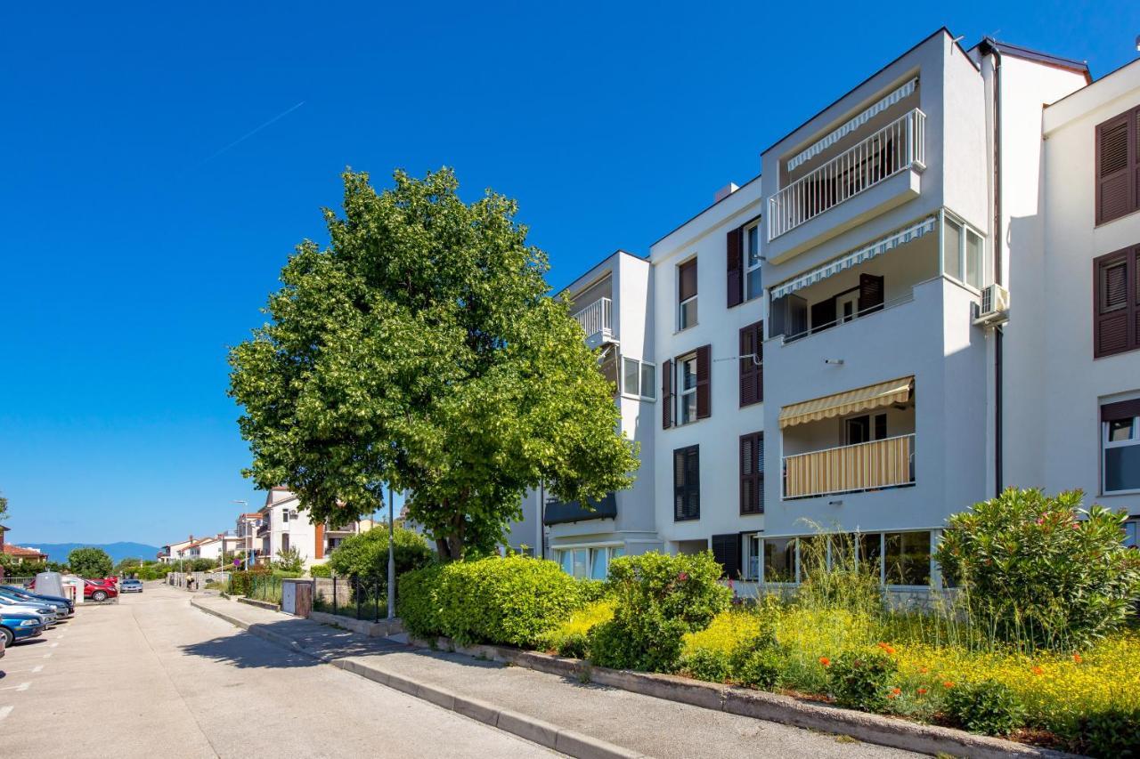 Apartment Kvarner View كوسترينا المظهر الخارجي الصورة