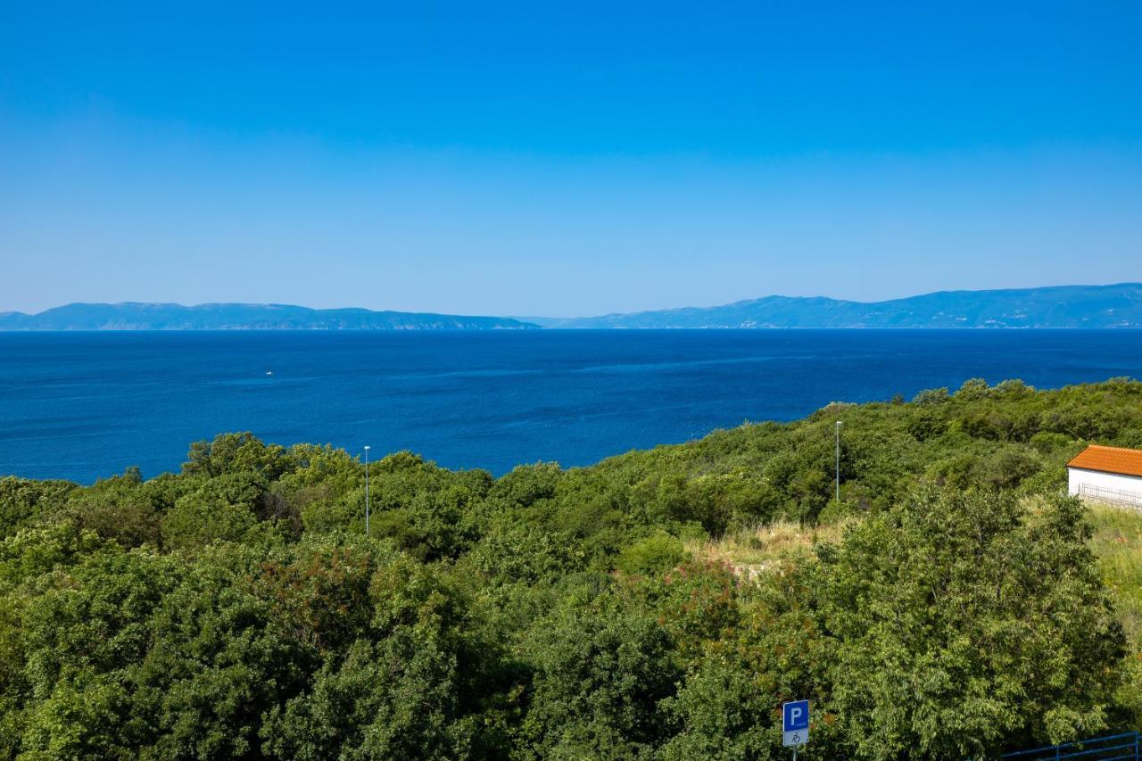 Apartment Kvarner View كوسترينا المظهر الخارجي الصورة