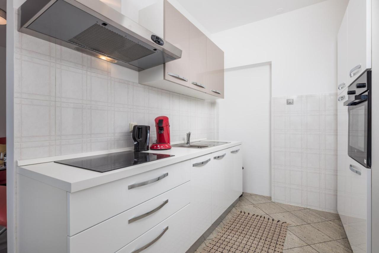 Apartment Kvarner View كوسترينا المظهر الخارجي الصورة